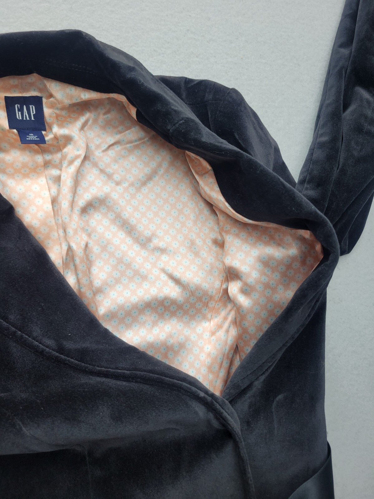 Gap Women Blazer Black Basic Jacket Solid Short T… - image 9