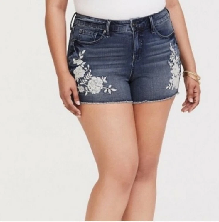 Plus size stretchy jean shorts shop