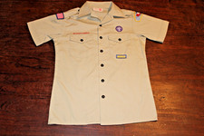 Boy Scouts of America BSA Men's Shirt Tan Small 14-14 1/2 Sewn Patches