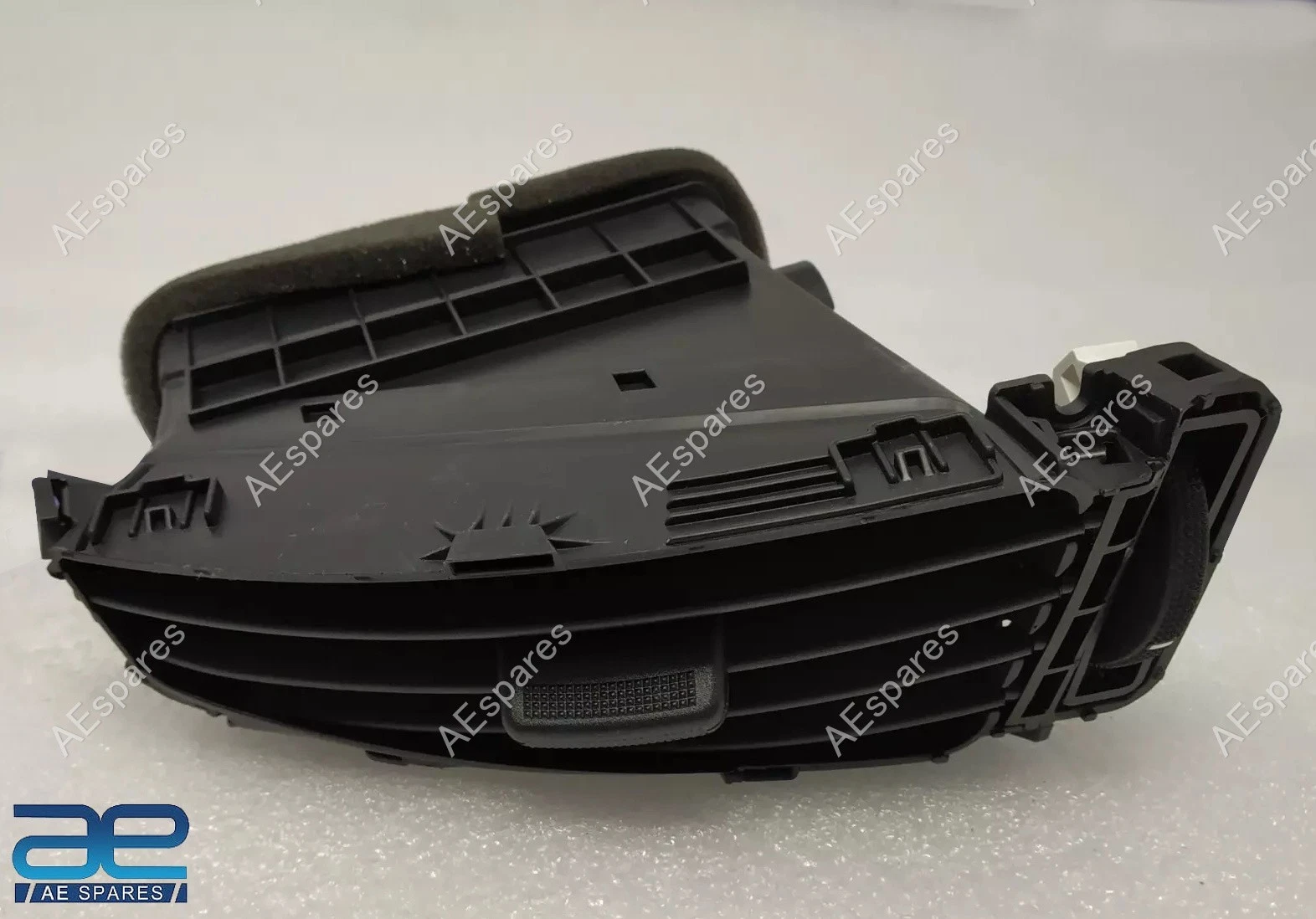 Center Duct Air Vent Assembly LH For Hyundai I20 2012-2014 974101J6004X