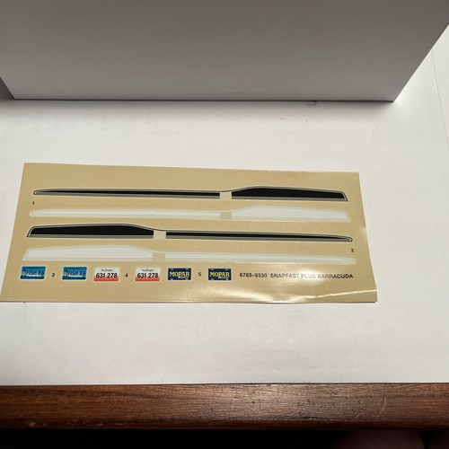 1974 Plymouth Barracuda Plastic Promo Model ERTL  1/25 Scale Rallye Red With Box - Picture 12 of 14