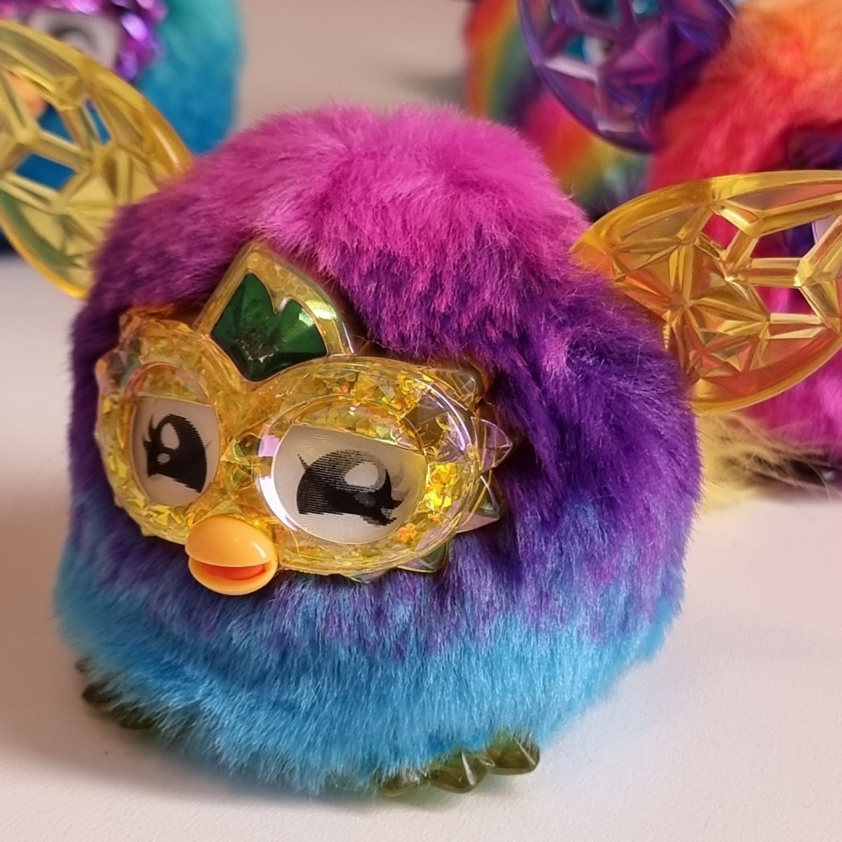 FURBY BABY CRYSTAL FURBLING RAINBOW GOLD YELLOW/ORANGE PINK/PURPLE