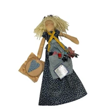 Quilted Treasures Muslin Quilter Doll "Sadie"  Rag Doll Sewing Cheryl Haynes