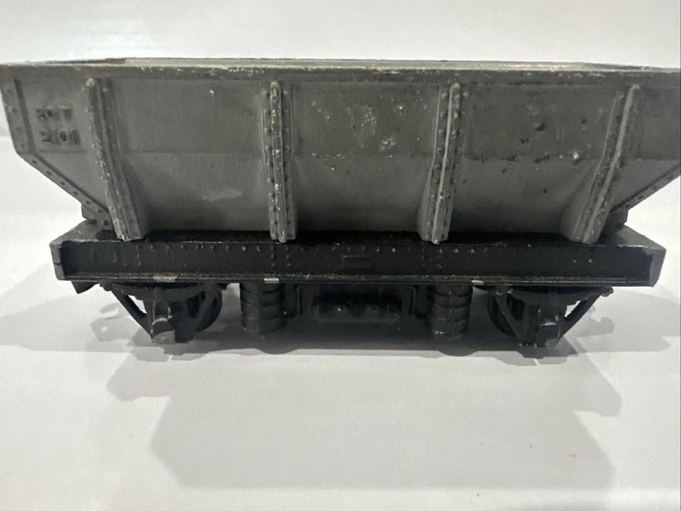 Vintage TTR Trix Dump Car Made In England 2axle 4 Wheel - Image 3 of 4