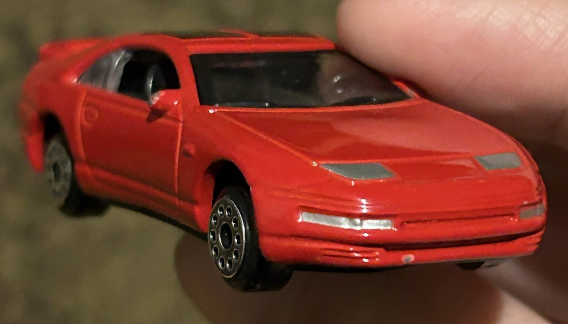 MotorMax 1:64 Scale Nissan 300ZX (Z32) Sports Car Red Loose Decent
