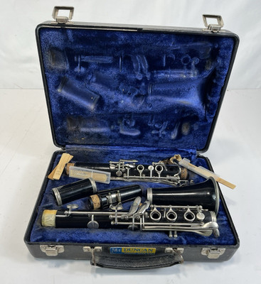 Bundy Resonite Clarinet with Hard Case Used High School Band Music Untested