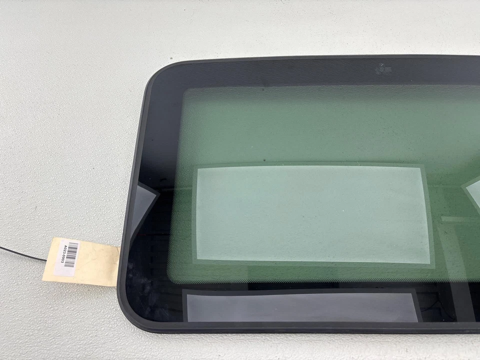 2007-2011 宝马 335I 天窗玻璃月顶太阳窗 54107157447 原始设备制造商 — 第 2/4 张图片