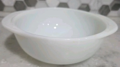 Vintage PYREX #022 Opal White Casserole Bowl Ovenware.No Lid. No Chips/No Cracks