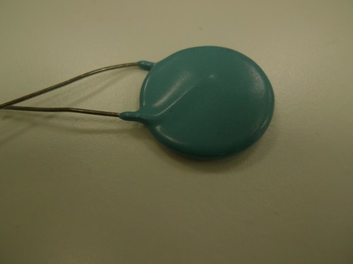 Capacitor 10nF 2KV STC Metal Oxide - Picture 5 of 12