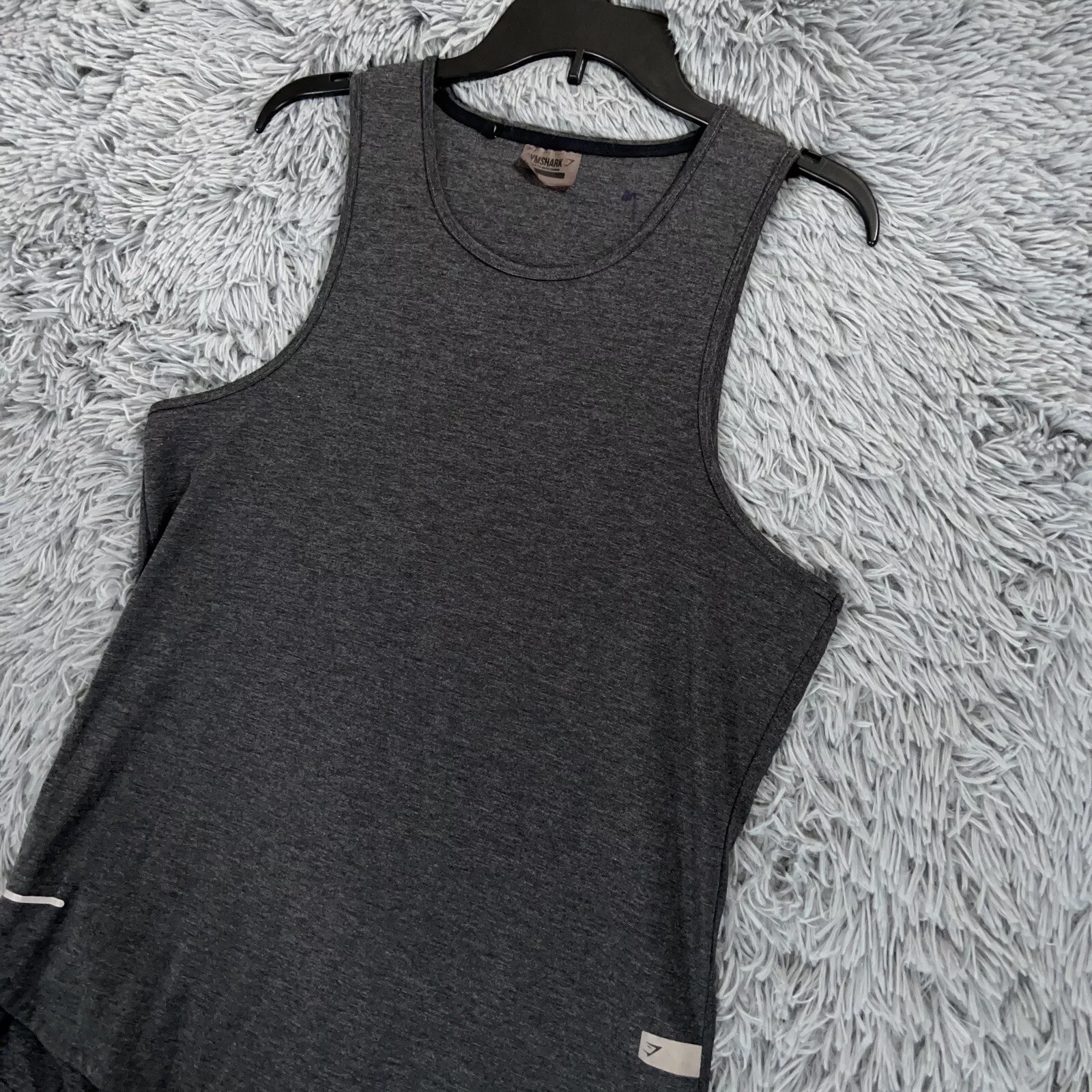 gymshark adult performance gym runners pullover shirt
