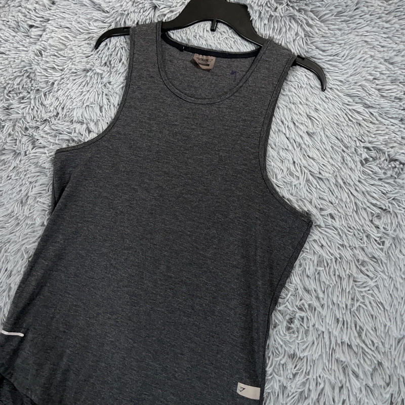 gymshark adult performance gym runners pullover shirt