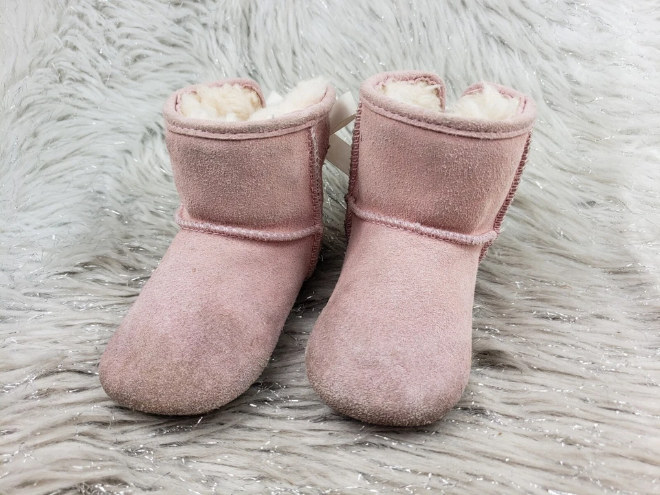 Botas sin cordones UGG de gamuza rosa para niños pequeños talla US 4-5 EUR 20,5 Foto 3 de 4