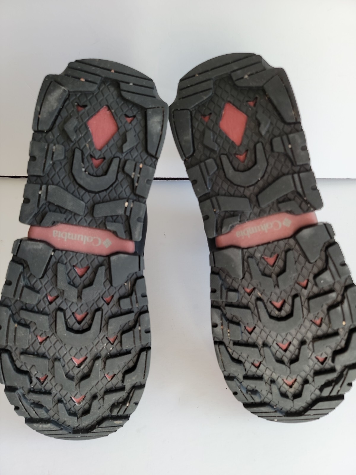 Columbia Black Mens Slip On Snow Boots Ankle Size 7.5 Waterproof 