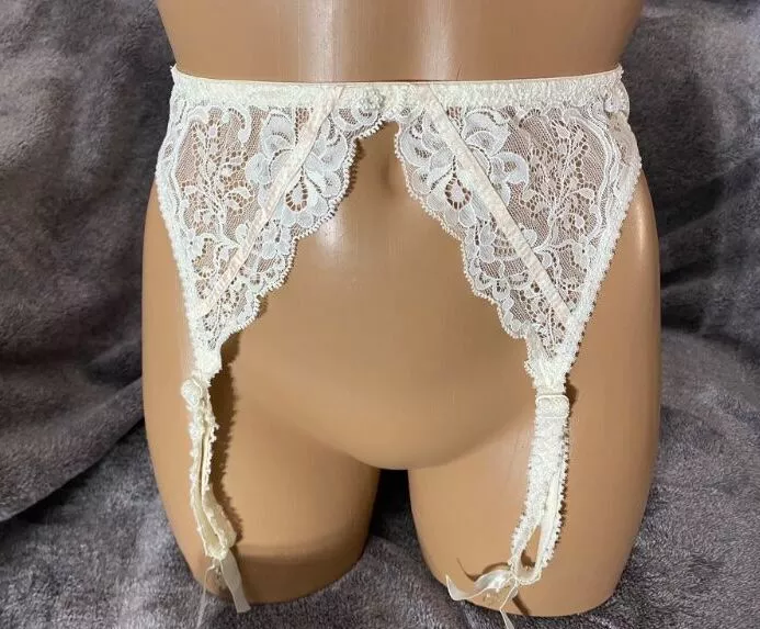 #101 Ceinture porte jarretelles vintage CHRISTIAN DIOR dentelle moyenne nylon USA