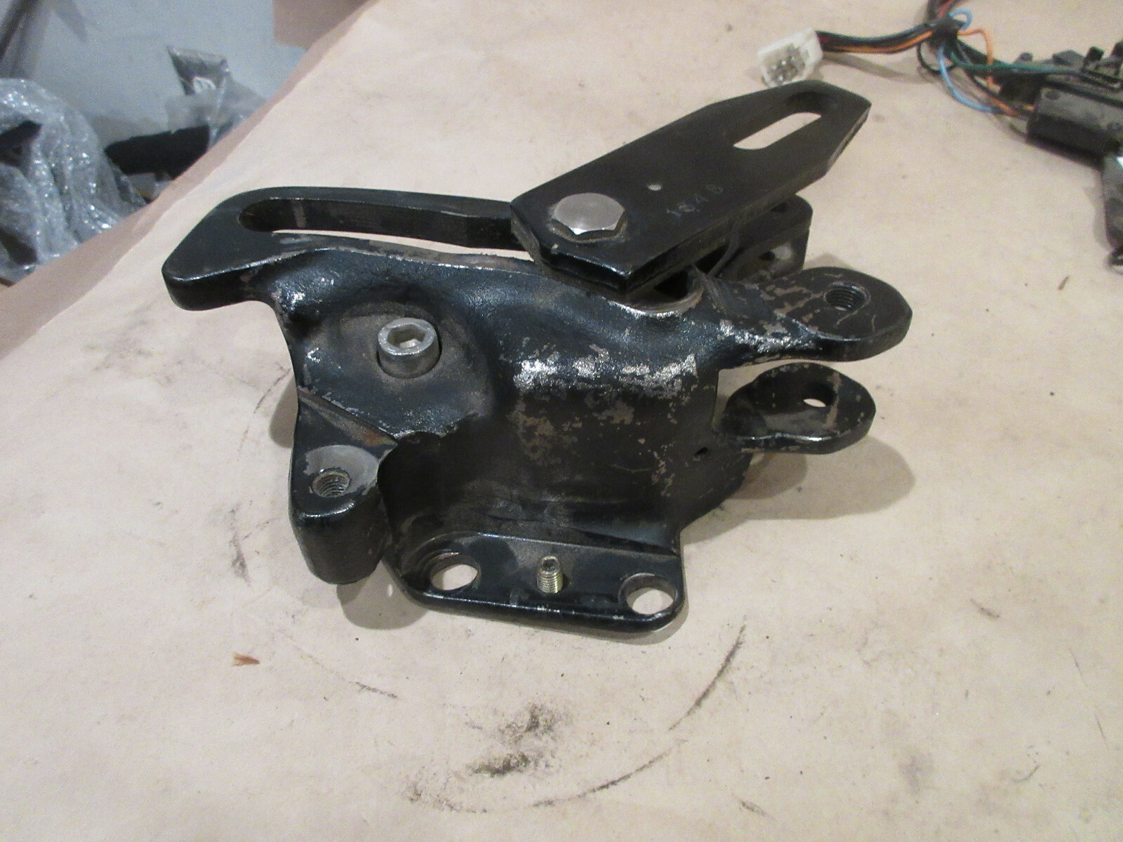 Ferrari 355 Spider - RH Convertible Top Mount Assy. Pivot P/N 64528100