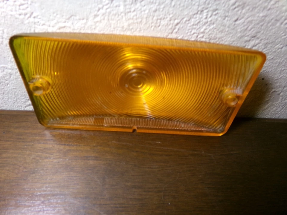 Lente de luz de estacionamiento, se adapta al lado izquierdo o derecho en Ford Bronco 1969 a 1977 Foto 3 de 3