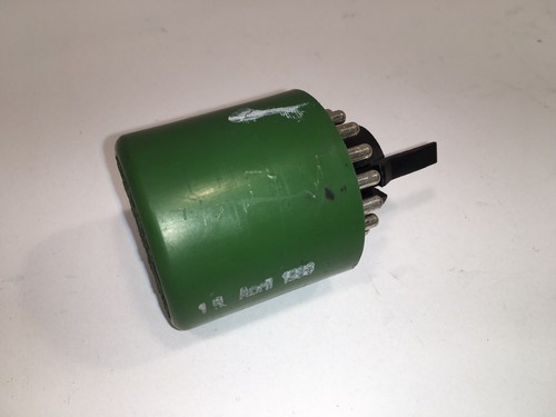 Volvo 240 Relay Bulb Failure Headlight Relay 1362924 245 260 265 - 第 5/12 張圖片