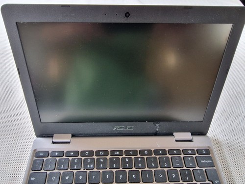 Asus Chromebook C223N Laptop 11,6" Faulty For Parts Read Description - Picture 2 of 12