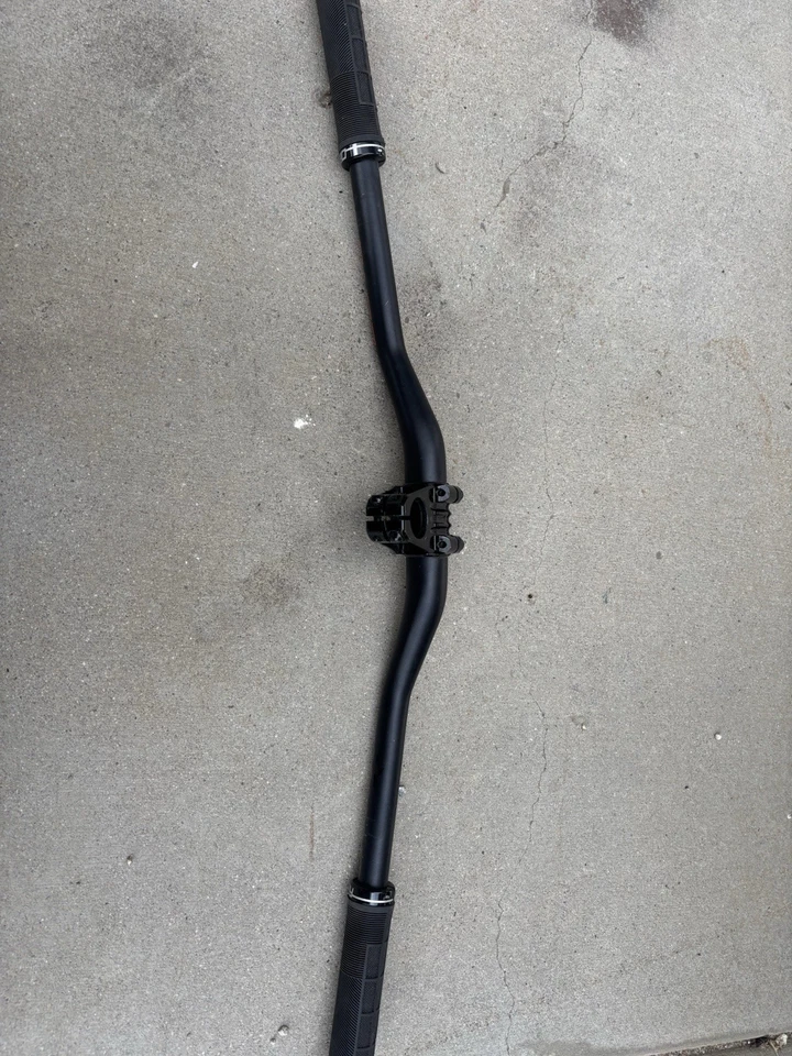 Deity Black Label Bars With Copperhead Stem And Grips - Image 2 of 4