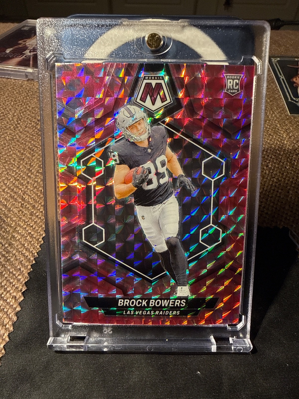 2024 Panini Mosaic - Rookies Brock Bowers #313 Camo Pink Mosaic Prizm (RC)