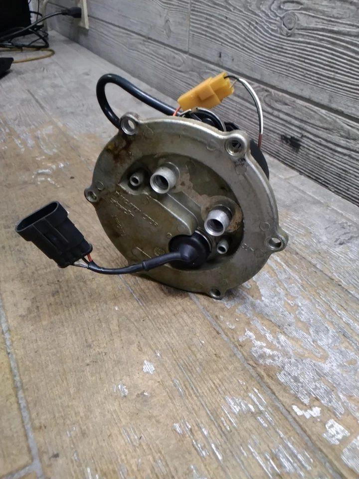 2007 07 05-08 Ducati Monster S2R 800 Gas Fuel Pump Petrol Sending Unit - Image 3 of 4