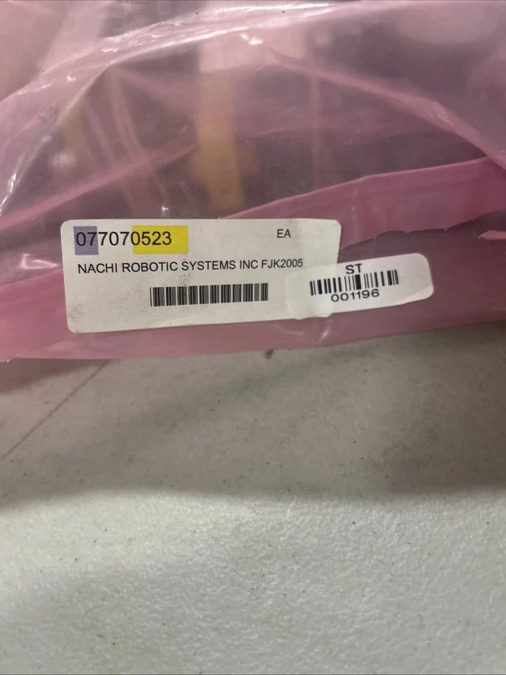 SISTEMAS ROBÓTICOS NACHI INC FJK2005 Foto 3 de 3