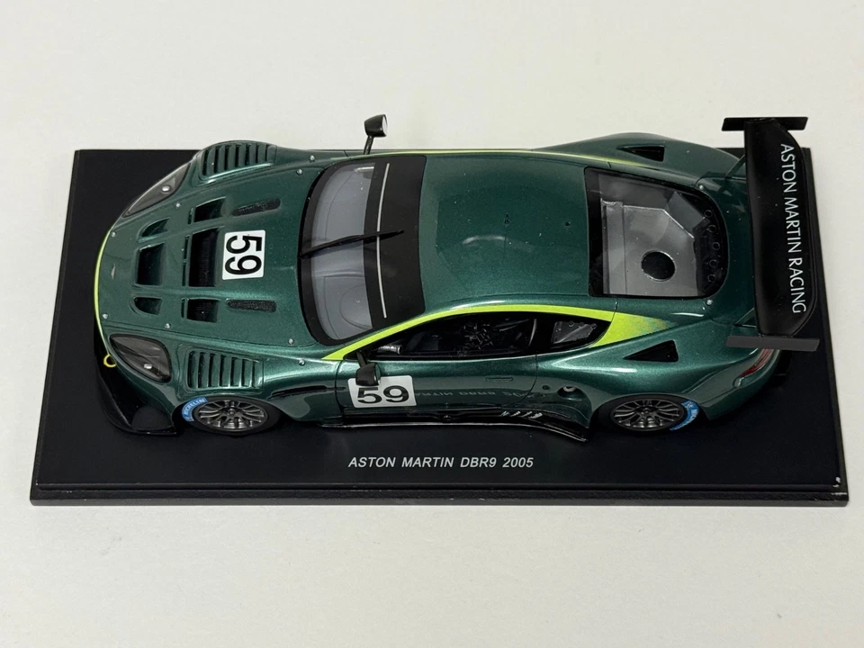 1/24 Sparkk Aston Matin DB9R car #59  2005 Presentation  S2400. ABG - Image 2 of 4