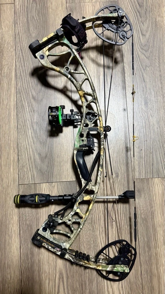 Arc Hoyt Reflex Super Slam – 27-30", 60-70#, Droitier, Camo, Pack Chargé Avec Accessoires