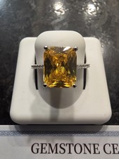 4 kt dunkelgelber Labor-Edelstein Ring, Moiss...