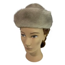Size 6 5/8 1950s Gray Fur Hat Vintage Wear Pillbox Box Strawbridge & Clothier