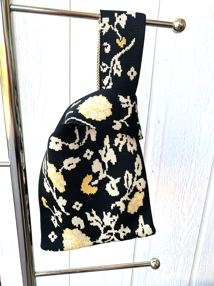 Adorable Yellow & White Floral Print Heavy Knit Tote Bag Roomy Black NEW