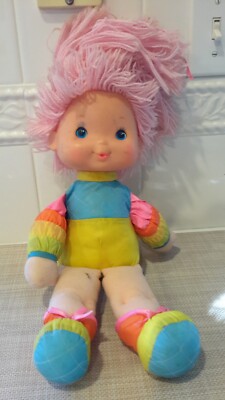 Vintage 1983 Halmark Komfy Kids Doll Girl PinkYarn Hair Clothes Pre-owned