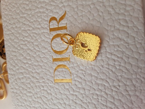 One vtg Dior gold / white zipper pull Size 0.6 inch - Picture 11 of 11