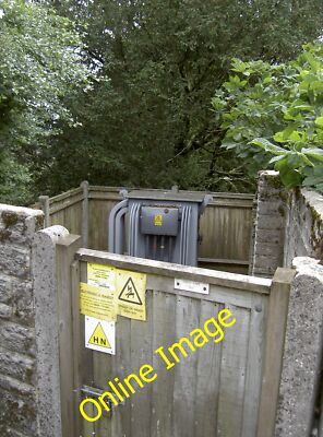 Foto 12x8 Power to the people Shaftesbury Just don't get too close!  c2013