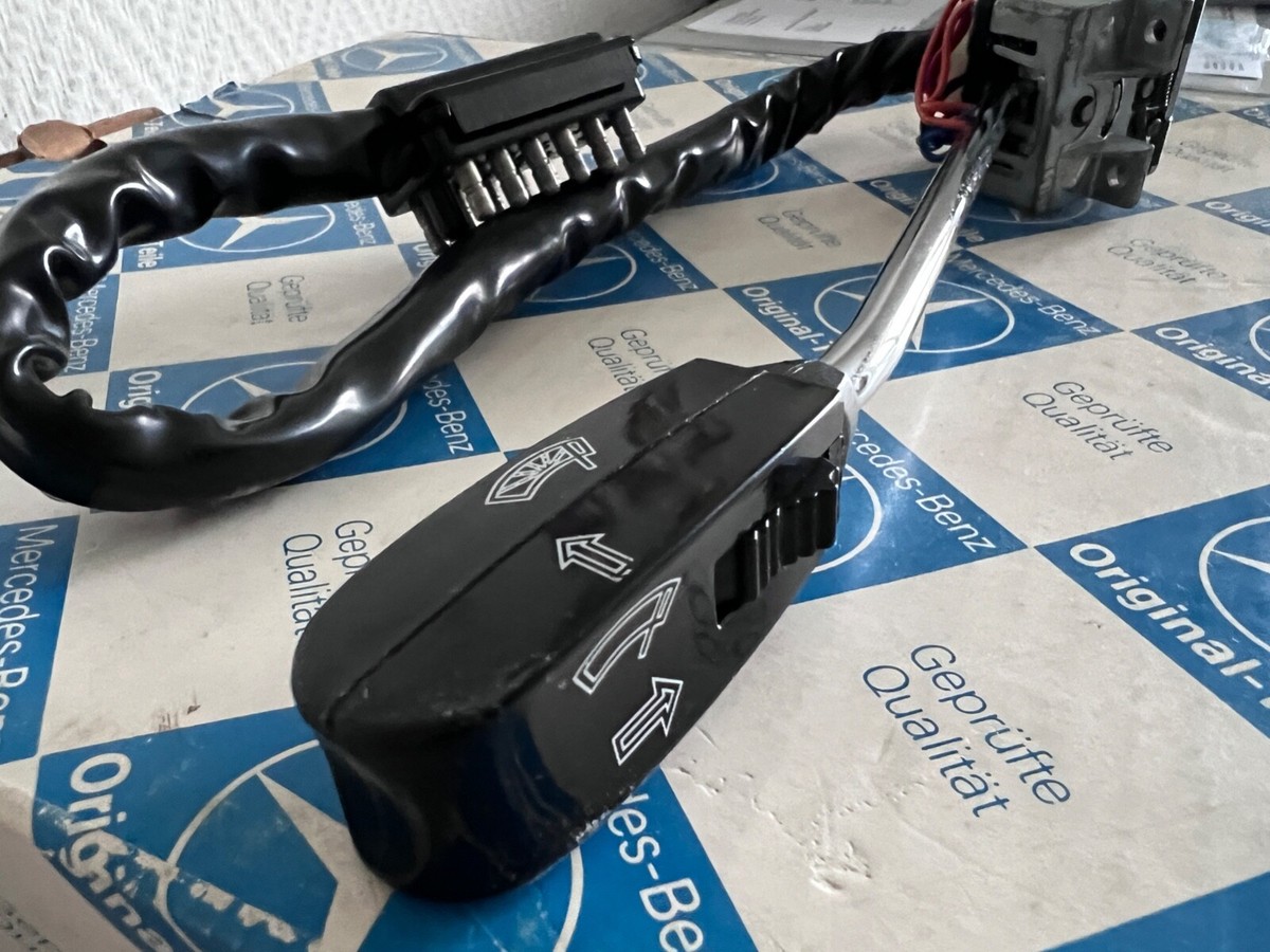 NEU NOS Mercedes 250SL 280SL W113 Blinkerschalter Schalter 