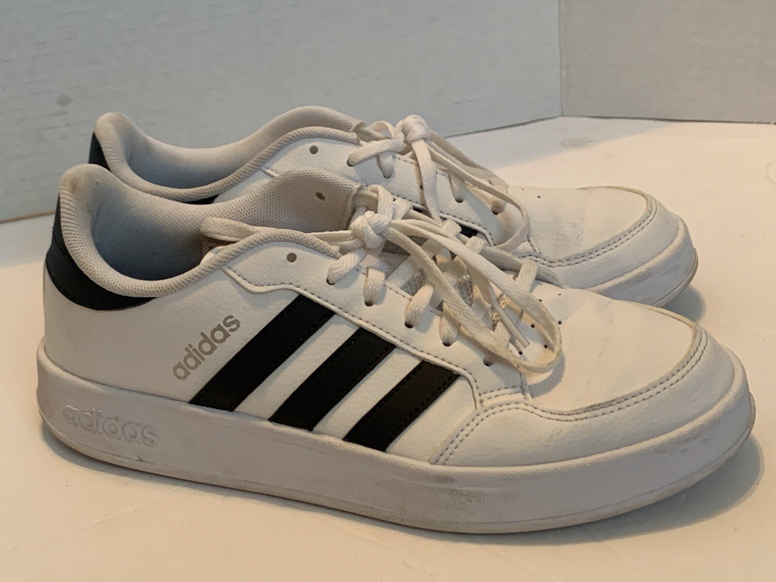 adidas women's breaknet tennis shoes