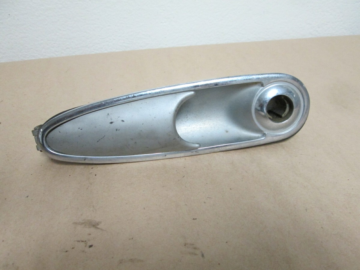 Ferrari 400i, 412, 365 GT4 2+2 - LH Outer / Exterior Door Handle
