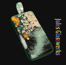 Hand Crafted  Fused Glass Pendant W/Chain #1365