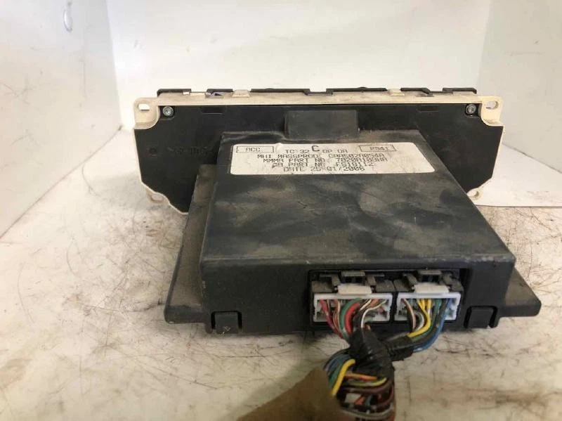 2004-2008 Mitsubishi Galant A/C Heater Temp Control AT 7820A121HA Used Foto 2 de 2