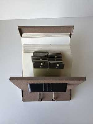 Vintage Zephyr American Mid-Century Rolodex V-File Model No. V535