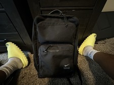 Nike Black Large Backpack Zip Closure, Adjustable Shoulder Straps, Pockets Logo