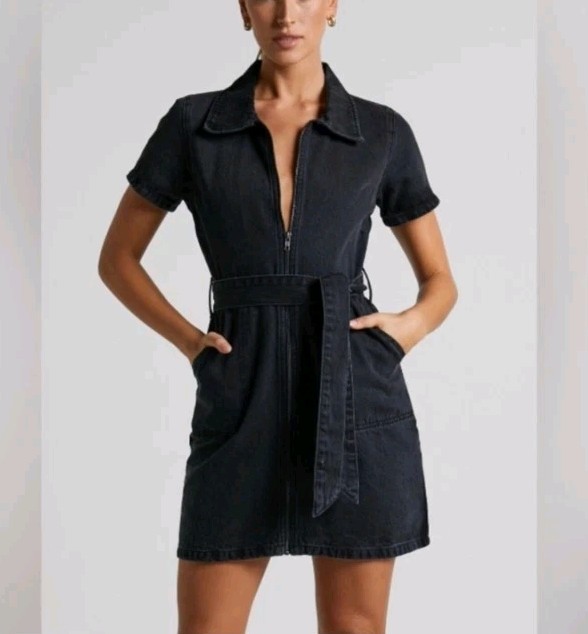 NWT! Showpo Nandini Black Denim Mini Dress Belt 100% Cotton Short Sleeve Sz  8