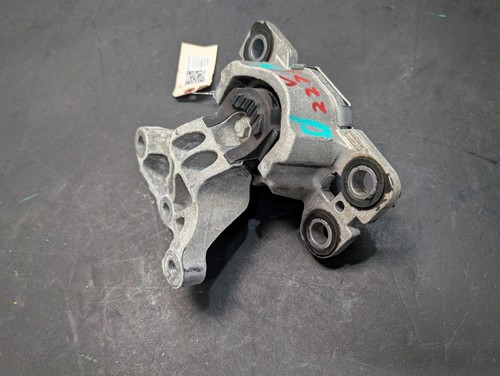 Left Engine Mount 2015 Volvo S60 31401308 2014 2016 2017 2018 - Picture 4 of 11