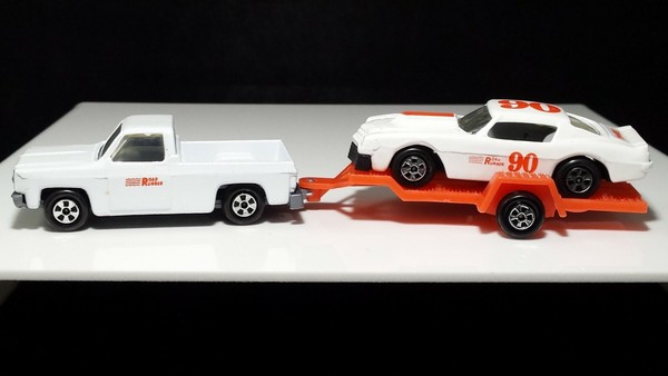 Camaro Z28 Ertl Hardee S Hong Kong Camaro Z28 Road Runner Team New Vintage Mynstursteypa Is