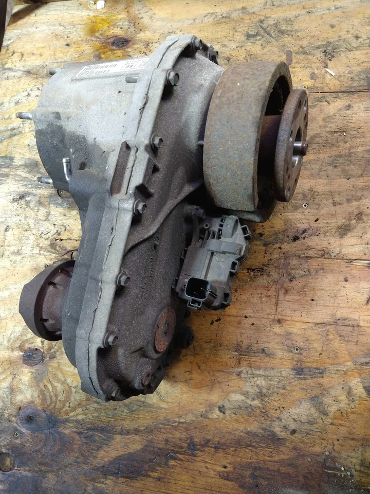 Dodge Nitro 2007 2008 caja de transferencia con motor de cambio 3,7 L modelo 143 OEM 52853415AC Foto 2 de 3