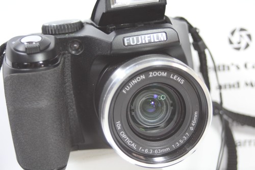 1yr Warranty Excellent Fujifilm FinePix S700 7.1MP Digital Camera Black FreeShip - Picture 7 of 20