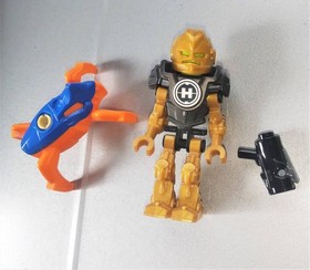 LEGO Hero Factory 44023 Rocka Crawler 44027 Breeze Free Machine Set