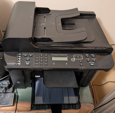 HP LaserJet 1536dnf MFP  Multifunktionsgerät mit Fehler (Defekt) mit Ersatztoner