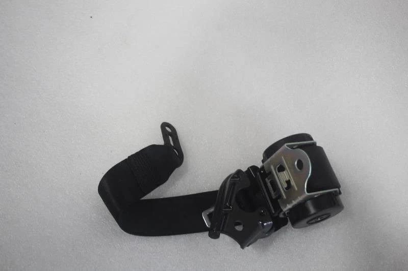 BMW 135i 128i E88 2008 2009 2010 2011 2012 2013 cinturón de seguridad trasero derecho convertible Foto 3 de 4
