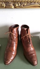 VTG 80's J. Peterman Womens Brown leather wingtip granny boots Size 8
